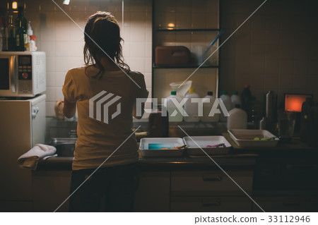 自然現象 女生 女孩 33112946
