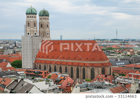 我們在慕尼黑的聖母教堂 33114663