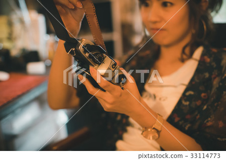 模擬相機 攝影師 女生 33114773