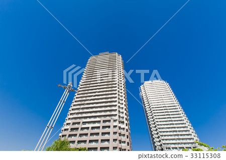 Tower apartment and blue sky 33115308