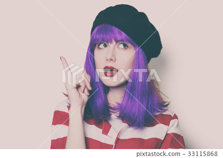 woman with purple hair 33115868