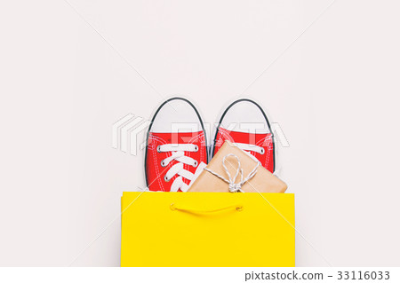 big red gumshoes and beautiful gift  33116033