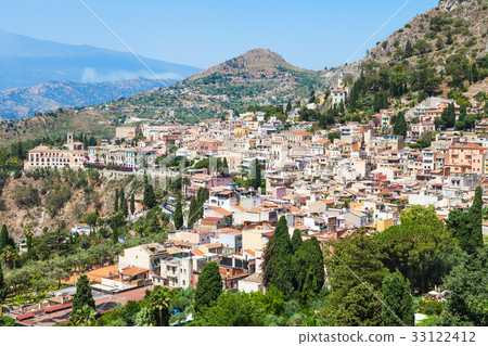 skyline of Taormina city in summer day 33122412