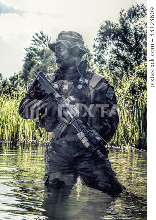Jungle warfare unit 33123609