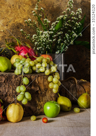 Still life with Fruits. 33124120