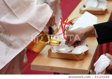 Three thousand times 33124289