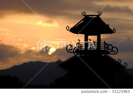 Morning of Karako Ruins (Tahara Honcho, Isogi-gun, Nara) Morning of Karako Ruins (Tahara Honcho, Isogi-gun, Nara) 33125963