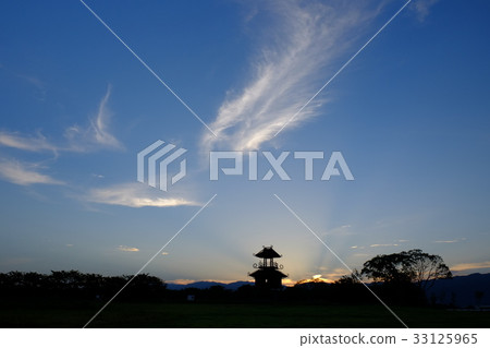 Morning of Karako Ruins (Tahara Honcho, Isogi-gun, Nara) Morning of Karako Ruins (Tahara Honcho, Isogi-gun, Nara) 33125965