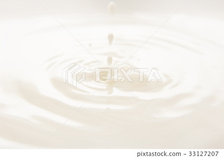 milk milk 33127207