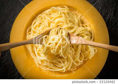 正宗的奶酪意大利面正宗奶酪面 正宗的奶酪意大利面正宗奶酪面 33128482