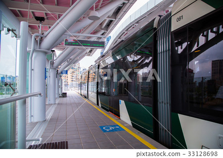 台灣高雄輕軌捷運Asia Taiwan Kaohsiung MRT 33128698