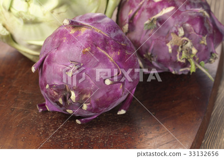 Kohlrabi cabbage 33132656