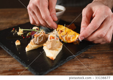 Culinary art of serving appetizers Culinary art of serving appetizers 33136677