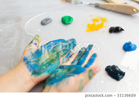 Early childhood education. Creative hobby 33136689