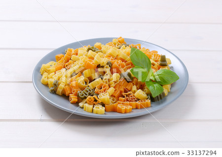 raw colored pasta raw colored pasta 33137294
