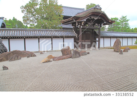 京都Tofukuji寺廟在初夏 京都Tofukuji寺廟在初夏 33138552