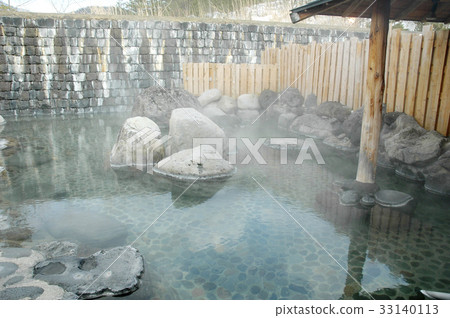 Hot spring 33140113