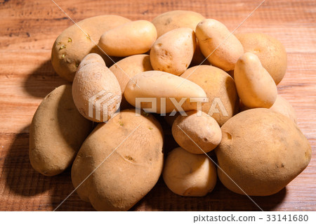 Potatoes 33141680