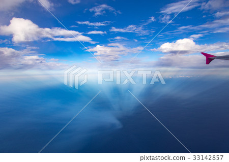 沖繩天空,夏季旅行形象 沖繩天空,夏季旅行形象 33142857