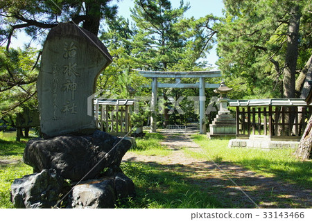 Flood control shrine (summer) 33143466
