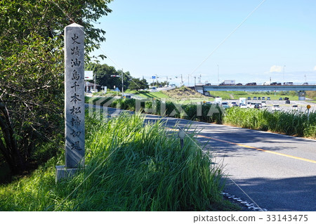 The monument of the Senbon Matsumochi The monument of the Senbon Matsumochi 33143475