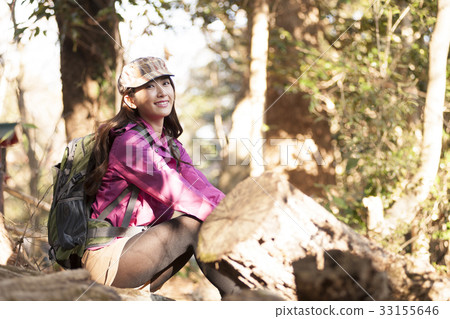 Mountain girl backpacker trekking 33155646