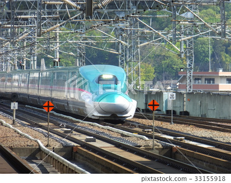 E5系列Hay鳥穿越JR東福島站 E5系列Hay鳥穿越JR東福島站 33155918