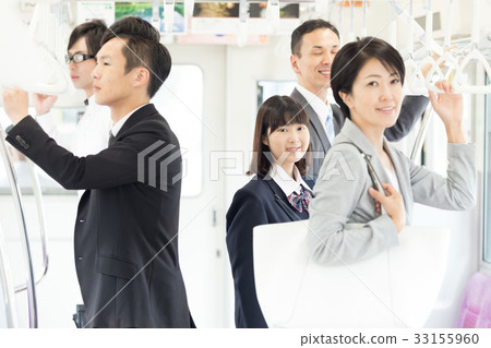 通勤列車乘客攝影合作“京王電鐵有限公司” 通勤列車乘客攝影合作“京王電鐵有限公司” 33155960