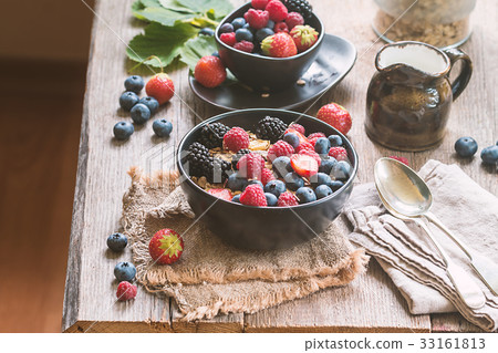 homemade oatmeal with berries homemade oatmeal with berries 33161813