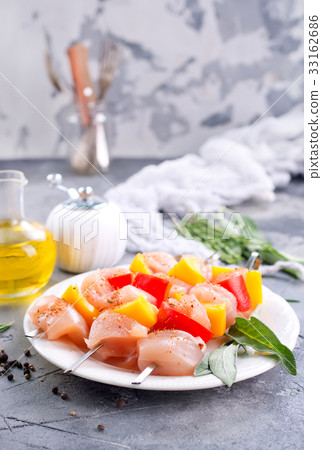 raw chicken kebab raw chicken kebab 33162686