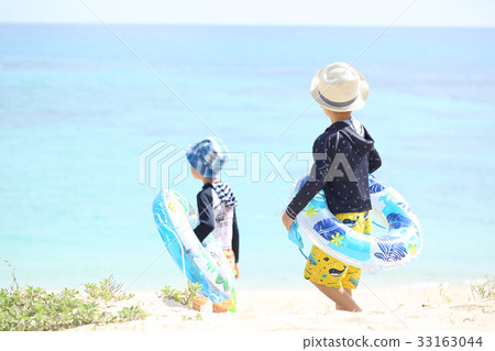 Summer vacation 33163044