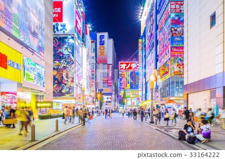 東京秋葉原站電動街道出口在車站前的風景 33164222