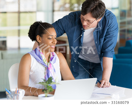 Expert is ready to help her with her work Expert is ready to help her with her work 33168079