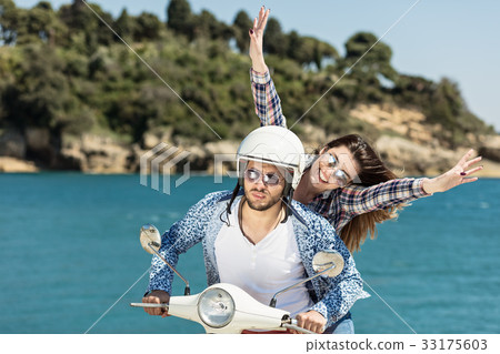 Beautiful young couple in love enjoying and having 33175603