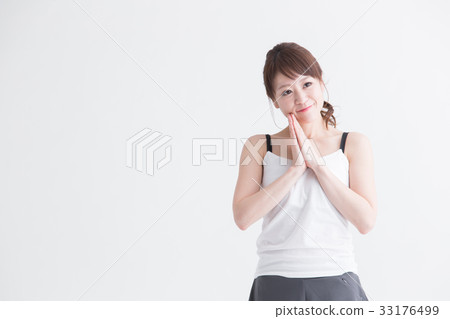 Exercise · Women (white back) Exercise · Women (white back) 33176499