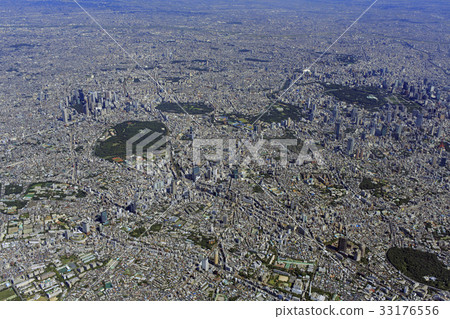 Over Shibuya-ku / urban landscape wide area 33176556
