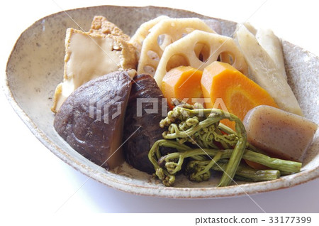 Simmered home cooking 33177399