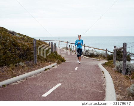 Running keeps me so alive 33179677