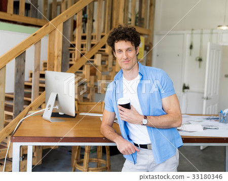 I know that everything is possible 33180346