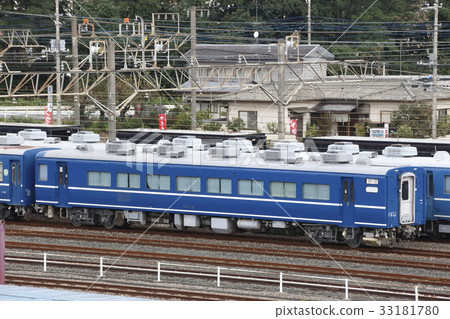 Series 14 Tobu Car Detained at Kumagaya Freight Terminal Station Series 14 Tobu Car Detained at Kumagaya Freight Terminal Station 33181780