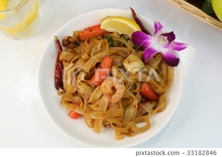 帕奎奇毛 33182846