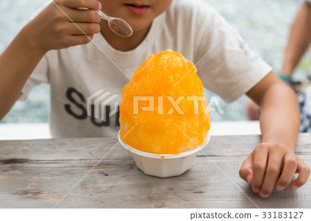 刨冰 刨冰 33183127