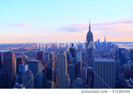 紐約城市景觀(晚上視圖) 紐約城市景觀(晚上視圖) 33186599