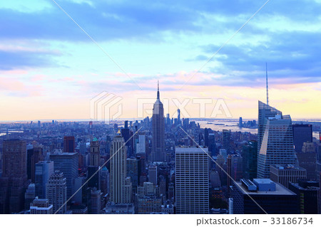 Cityscape of New York (evening view) 33186734