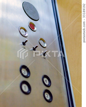 Buttons of elevator control panel in retro style 33189192