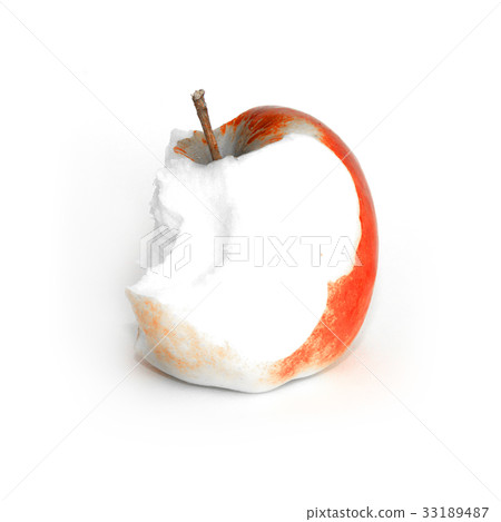 Apple piece on white Apple piece on white 33189487