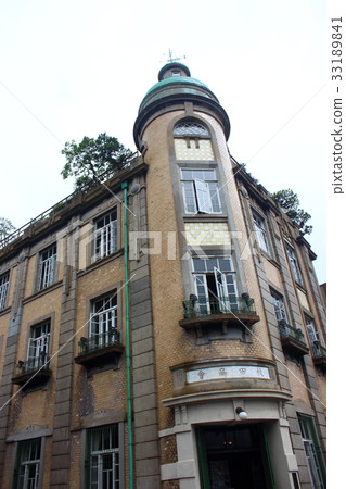 Former Akita Shokai Building 33189841