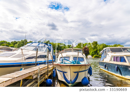 Boats anchored on the bank of the river 33190669