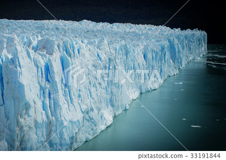 National Park Los Glaciares, Patagonia, Argentina National Park Los Glaciares, Patagonia, Argentina 33191844