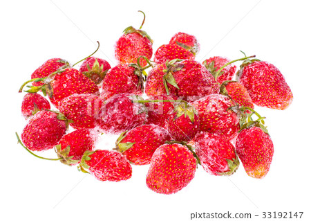 Frozen strawberries on white background 33192147